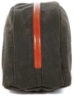 Fishpond Cabin Creek Toiletry Kit Peat Moss -Fishing Specialty Store Fishpond Cabin Creek Toiletry Kit Peat Moss CCTK PM cabin creek kit1