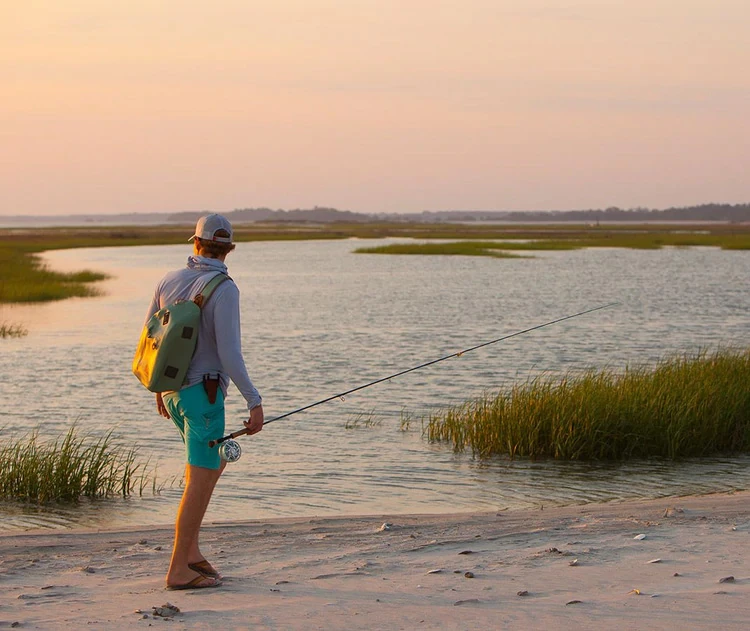 Fishpond Thunderhead Submersible Sling Eco Yucca 6 Fishpond Thunderhead Submersible Sling Eco Yucca - Image 4