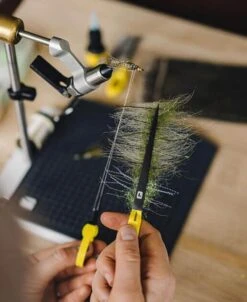 Loon D-Loop Squizeer Tweezer -Fishing Specialty Store Loon D Loop Squizeer Tweezer F1004 dealerweb cms 298f04a2 5566 4af8 8590 43c60c811d96