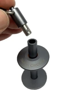 Smith Creek Tippet Holder Metallic Grey -Fishing Specialty Store Smith Creek Tippet Holder Metallic Grey SC THGY afbeelding2