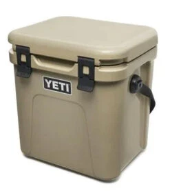 YETI Roadie 24 Cool Box Tan -Fishing Specialty Store YETI Roadie 24 Cool Box Tan SKU 0111 TAN 200259 roadie 24 campaign website assets deserttan quarter lid closed 1680x1204 6f42cc9b e67c 4642 bdbb c4aa5f86525d 1024x1024@2x