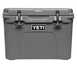 YETI Tundra 35 Cool Box Charcoal 3 YETI Tundra 35 Cool Box Charcoal