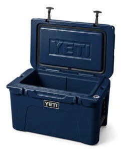 YETI Tundra 45 Cool Box Navy 8 YETI Tundra 45 Cool Box Navy -Fishing Specialty Store YETI Tundra 45 Cool Box Navy SKU 0103 NVY tundra 45 navy 3qtr lid up 3421 b