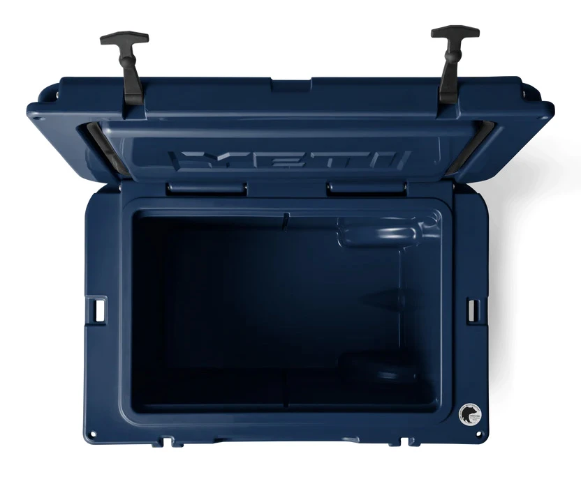 YETI Tundra Haul Wheeled Cool Box Navy 7 YETI Tundra Haul Wheeled Cool Box Navy - Image 5